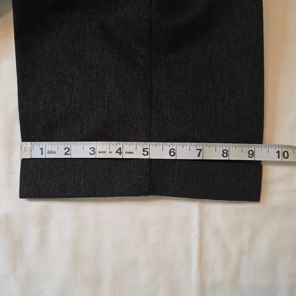 Dockers Men's Pleated and Cuffed Dress Pants, Size 38